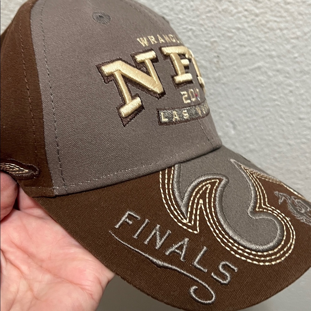 2017 NFR (National Finals Rodeo) ball cap. Never been worn. - Picture 2 of 7